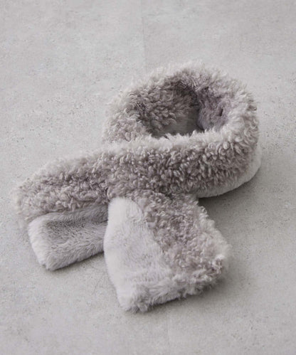 貴賓犬×仿毛拼接圍巾