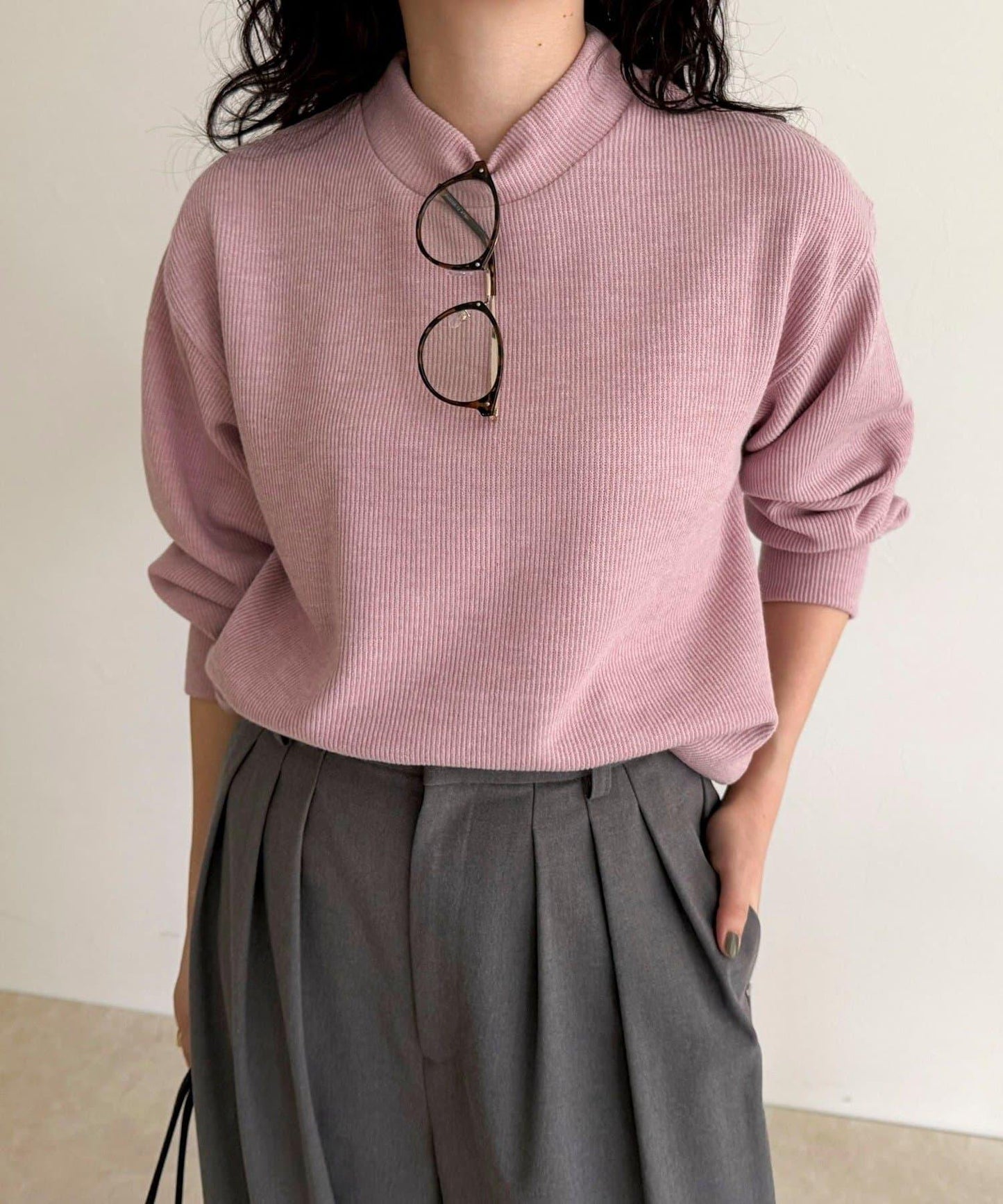 針織短款套頭衫