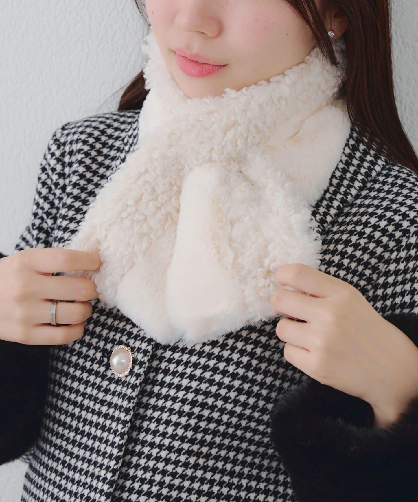 貴賓犬×仿毛拼接圍巾