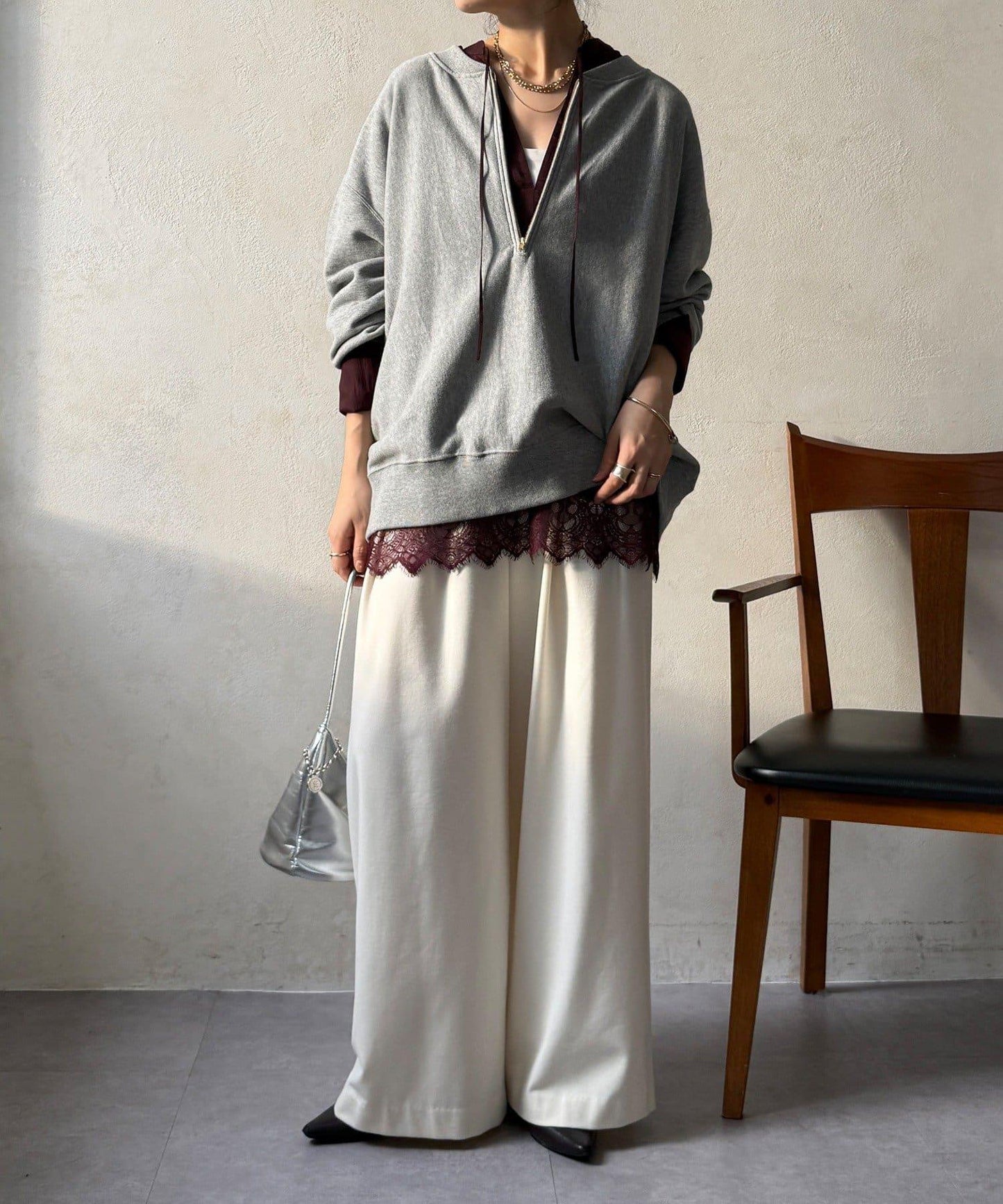 蕾絲拼接長款上衣