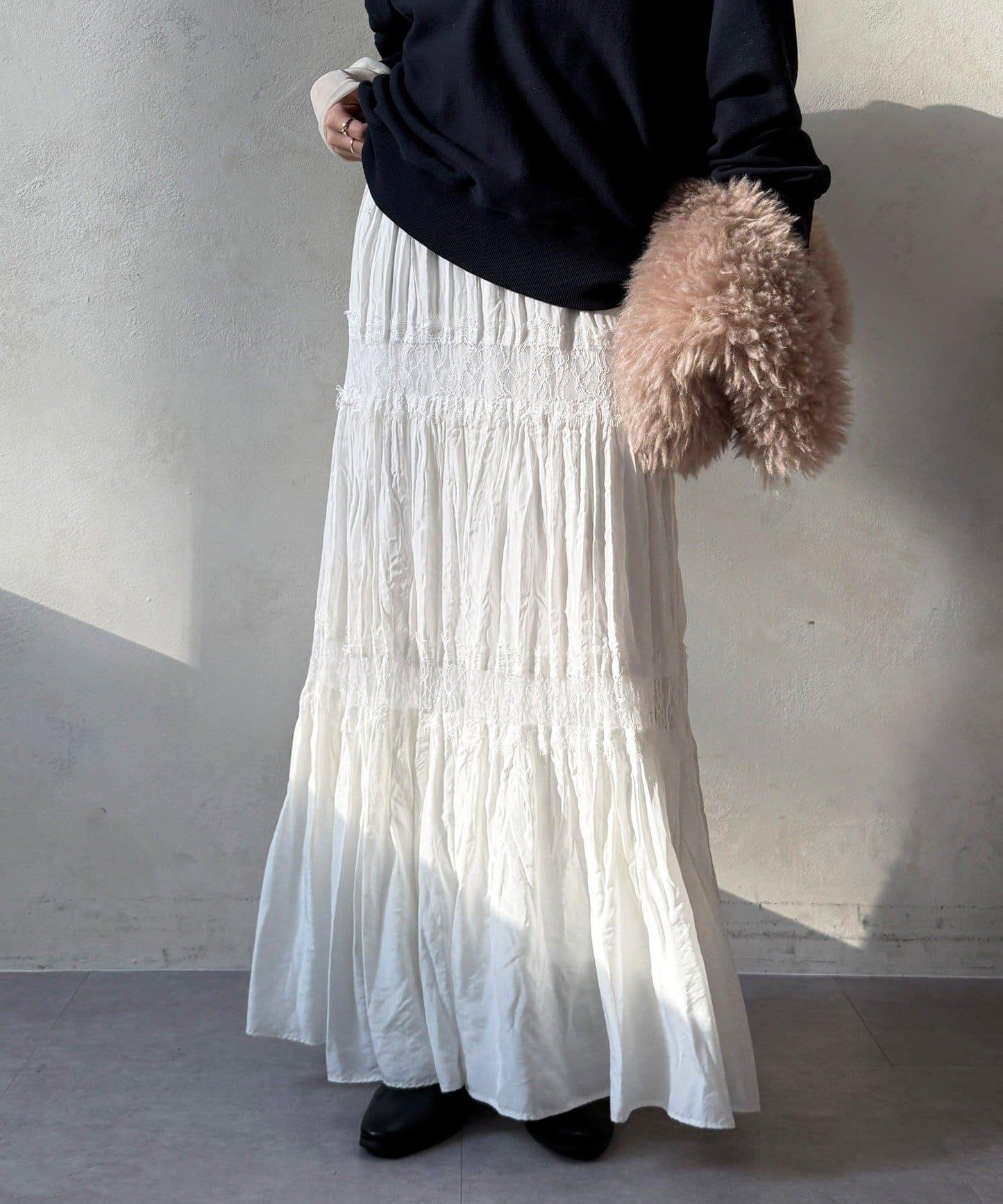 蕾絲拼接褶皺半身裙