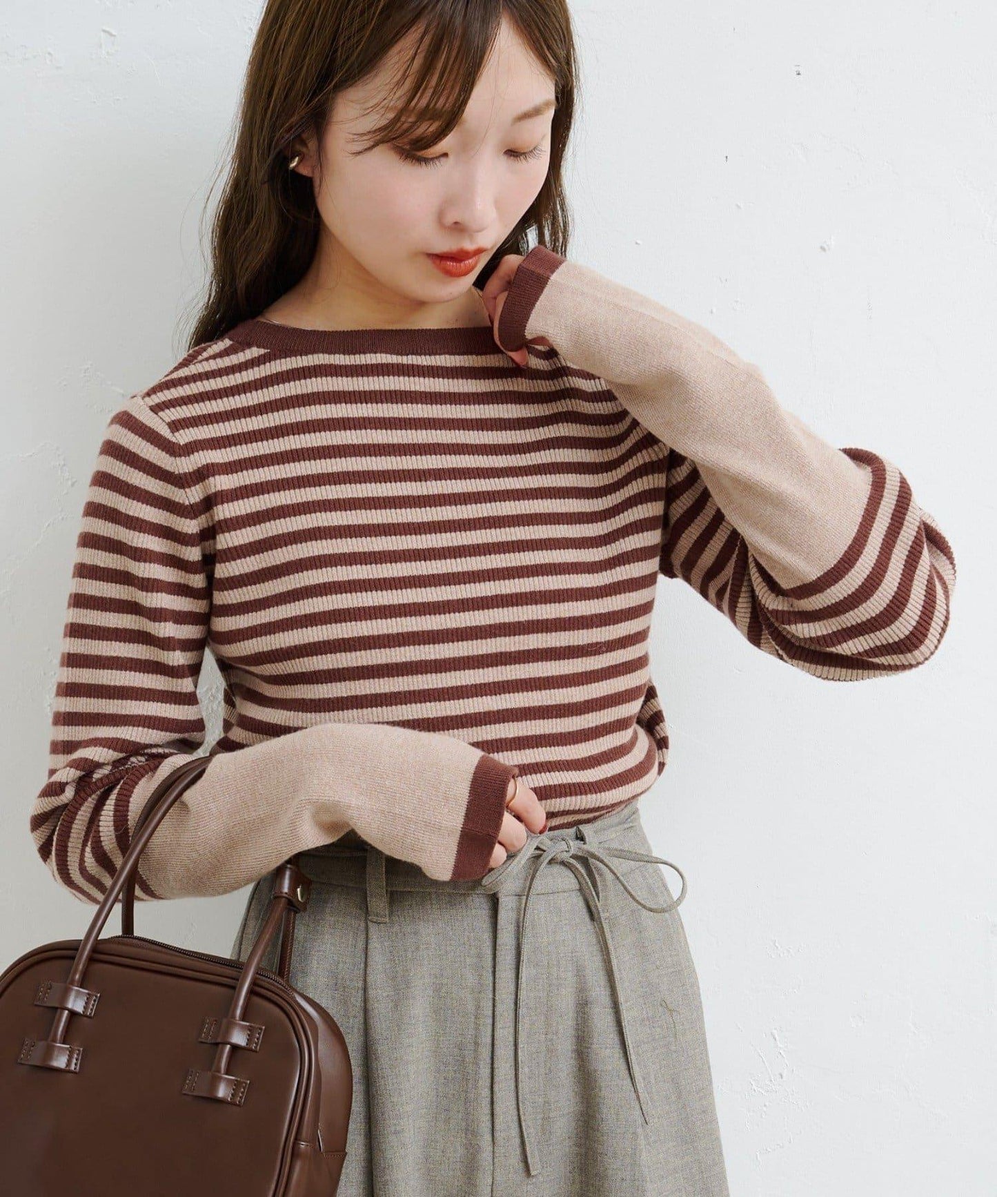 【4色可選】B 條紋指孔針織上衣