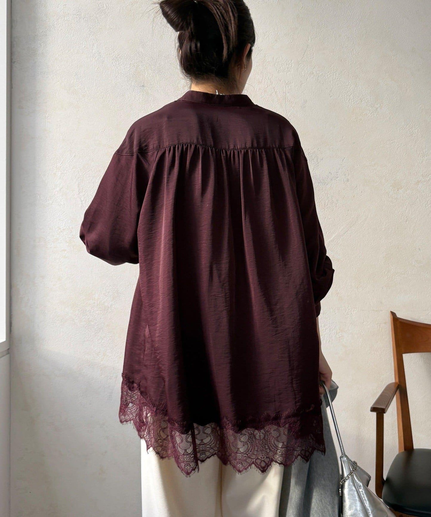 蕾絲拼接長款上衣