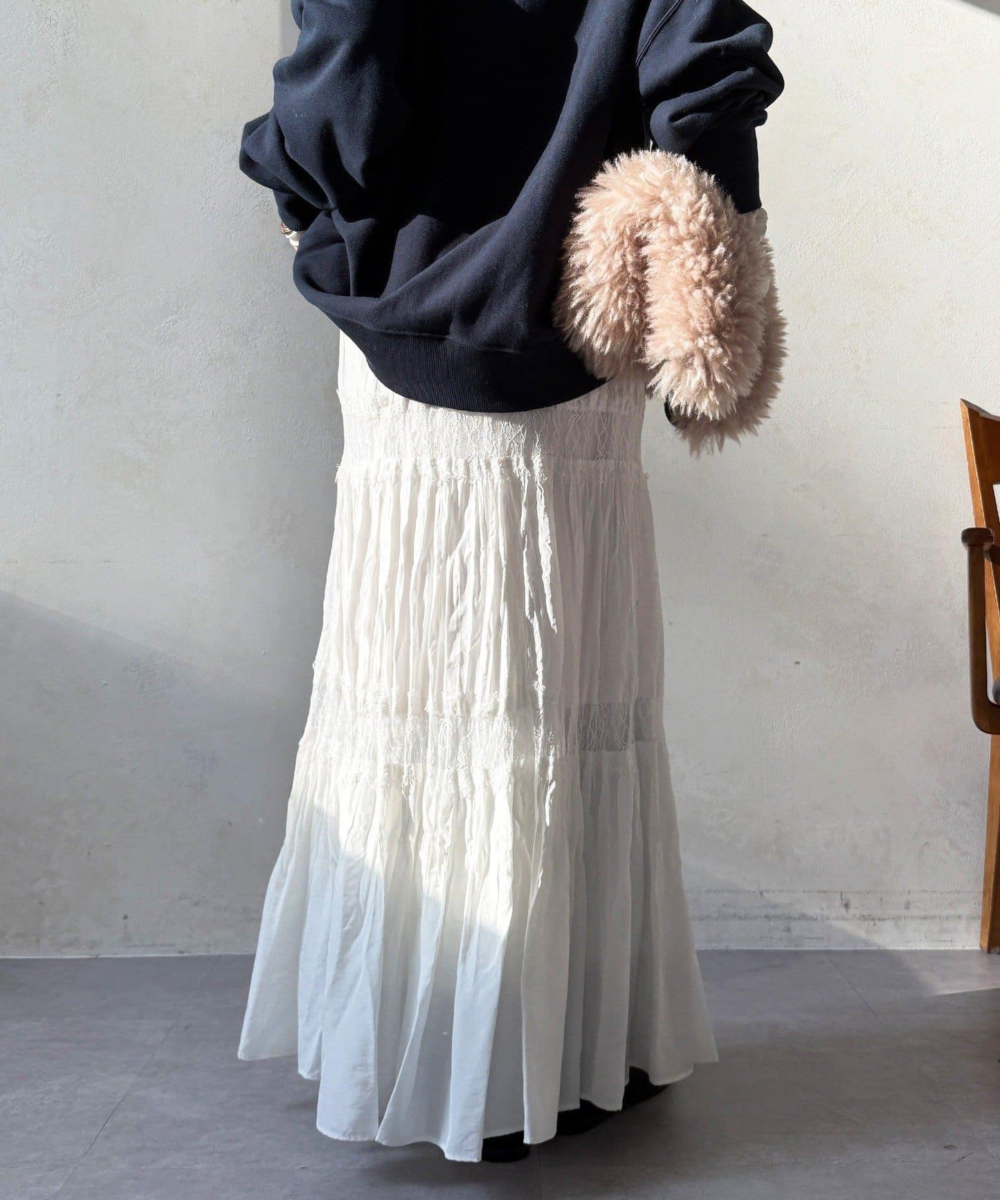 蕾絲拼接褶皺半身裙