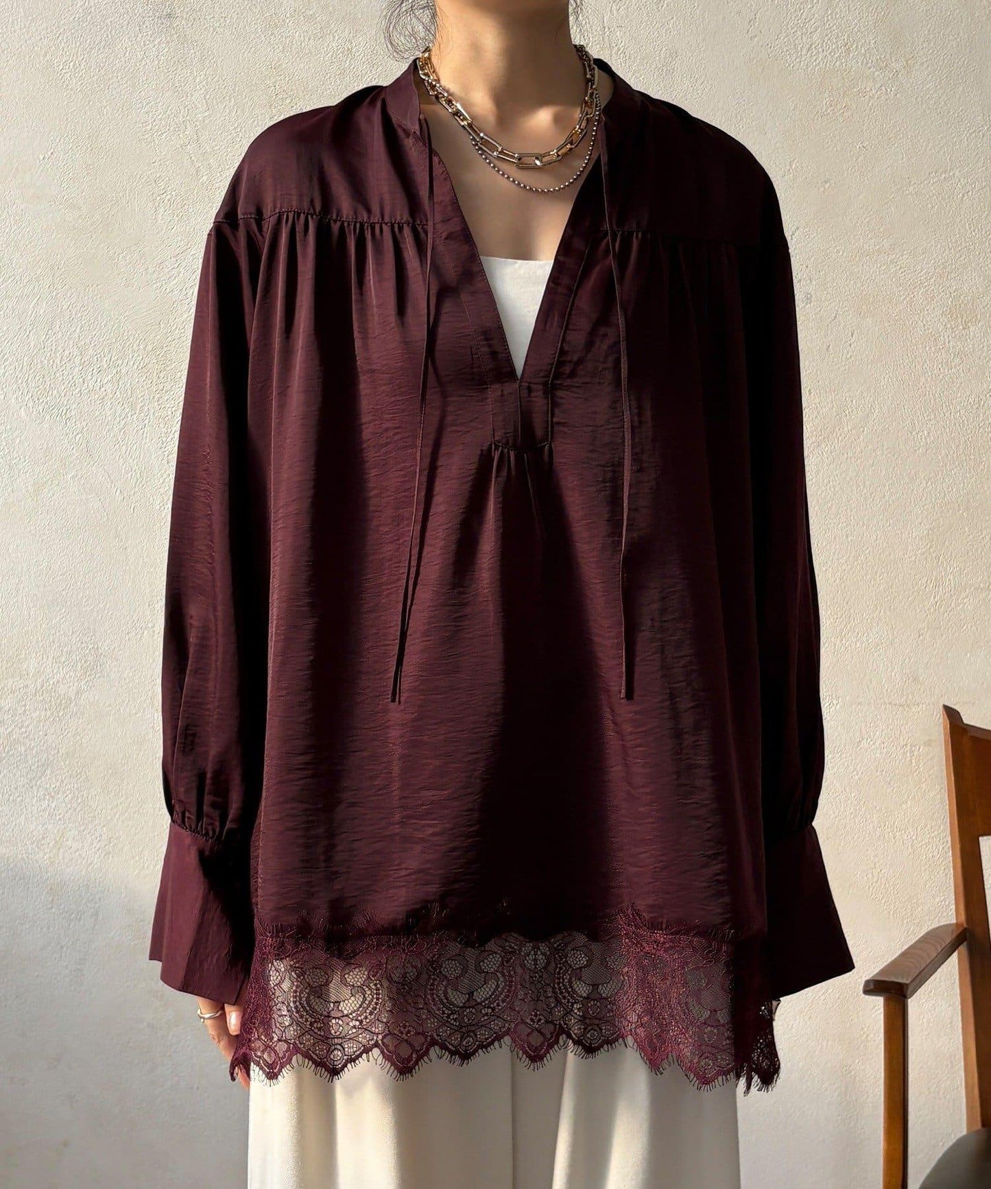 蕾絲拼接長款上衣