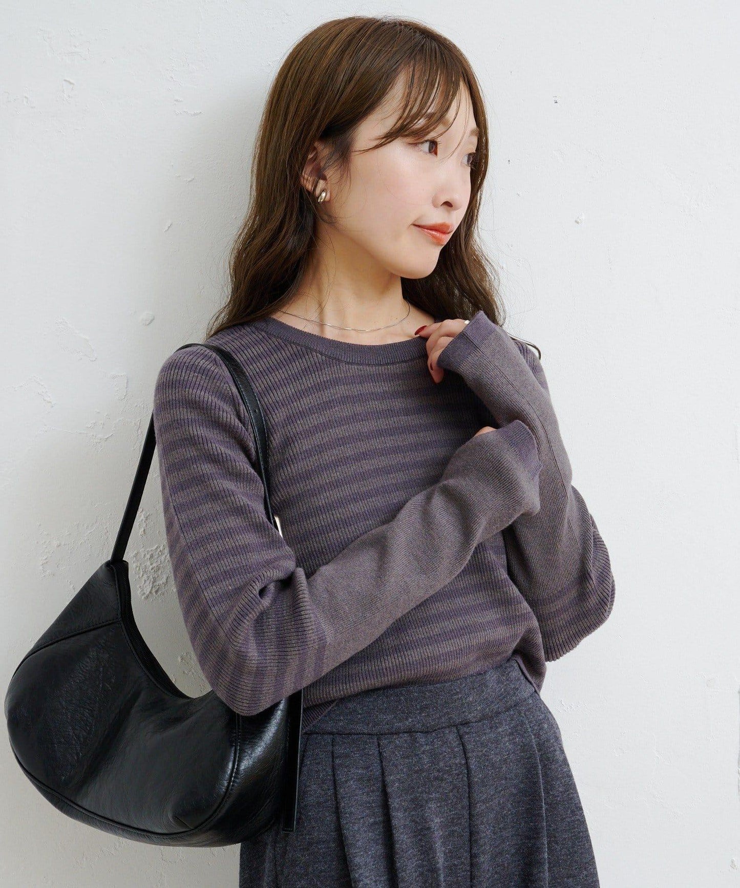 B條紋指洞針織上衣