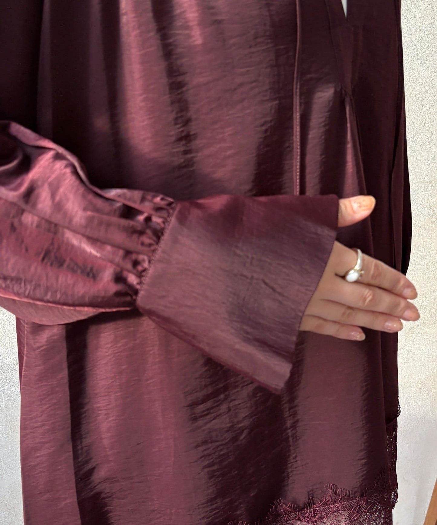 蕾絲拼接長款上衣