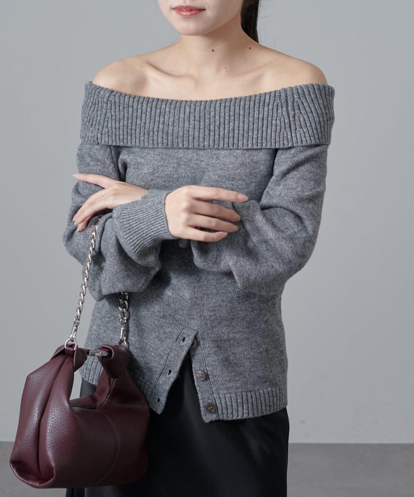 一字肩下襬設計針織套頭衫