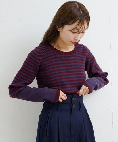 B條紋指洞針織上衣