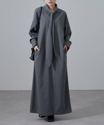 條紋蝴蝶結領連衣裙