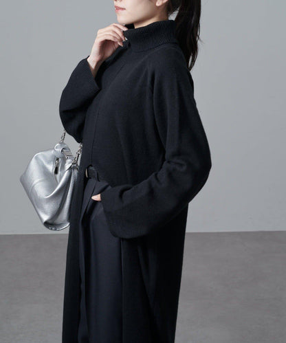 高領前開叉長款連衣裙