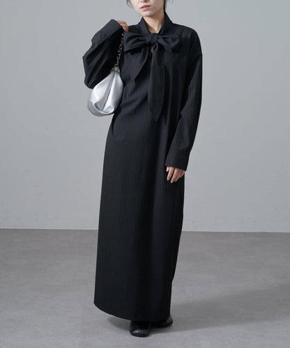 條紋蝴蝶結領連衣裙