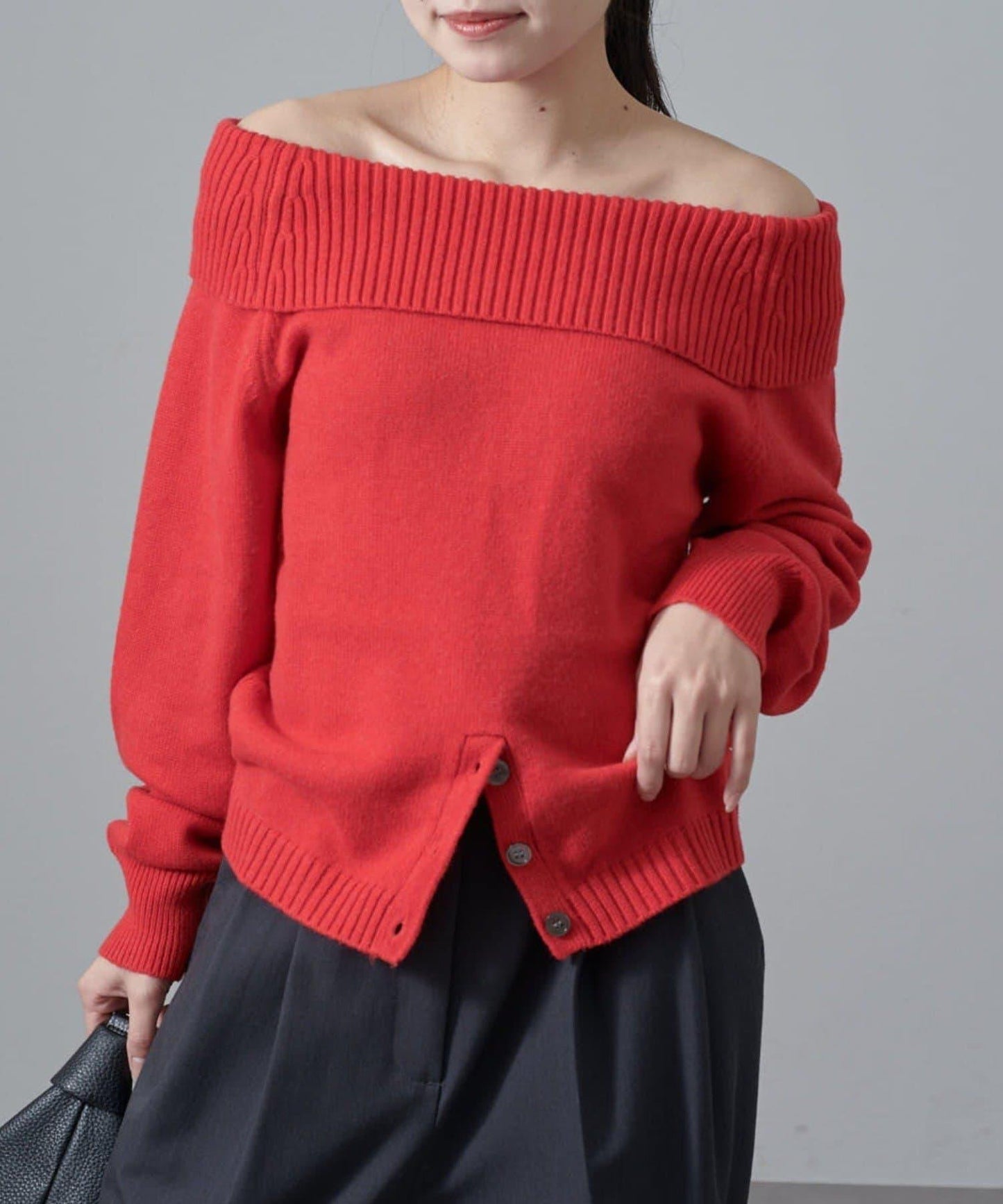 一字肩下襬設計針織套頭衫