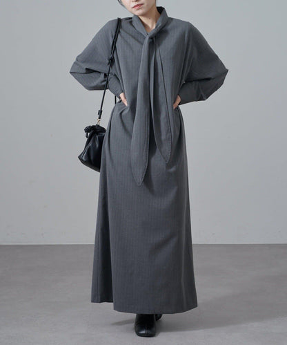 條紋蝴蝶結領連衣裙