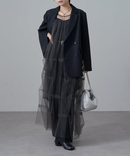 軟紗泡泡袖連衣裙