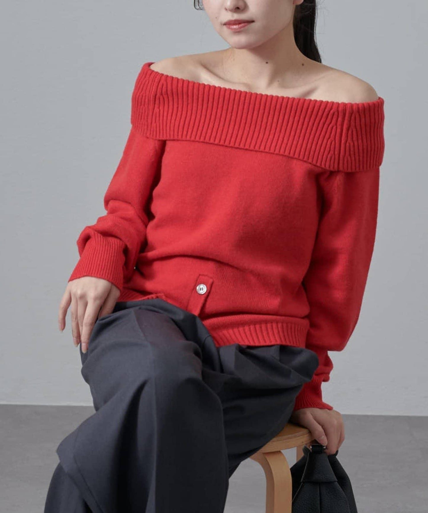 一字肩下襬設計針織套頭衫