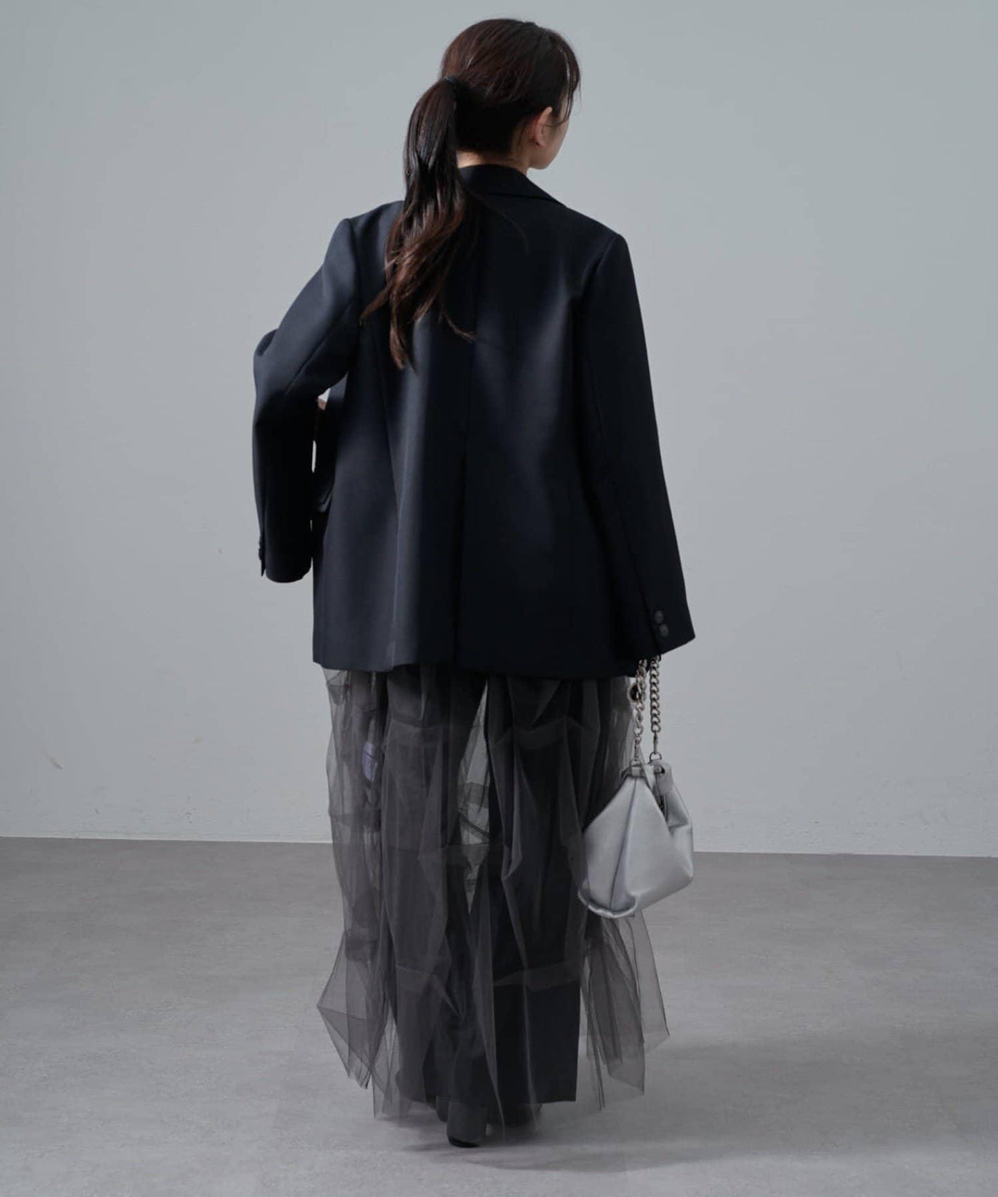 軟紗泡泡袖連衣裙