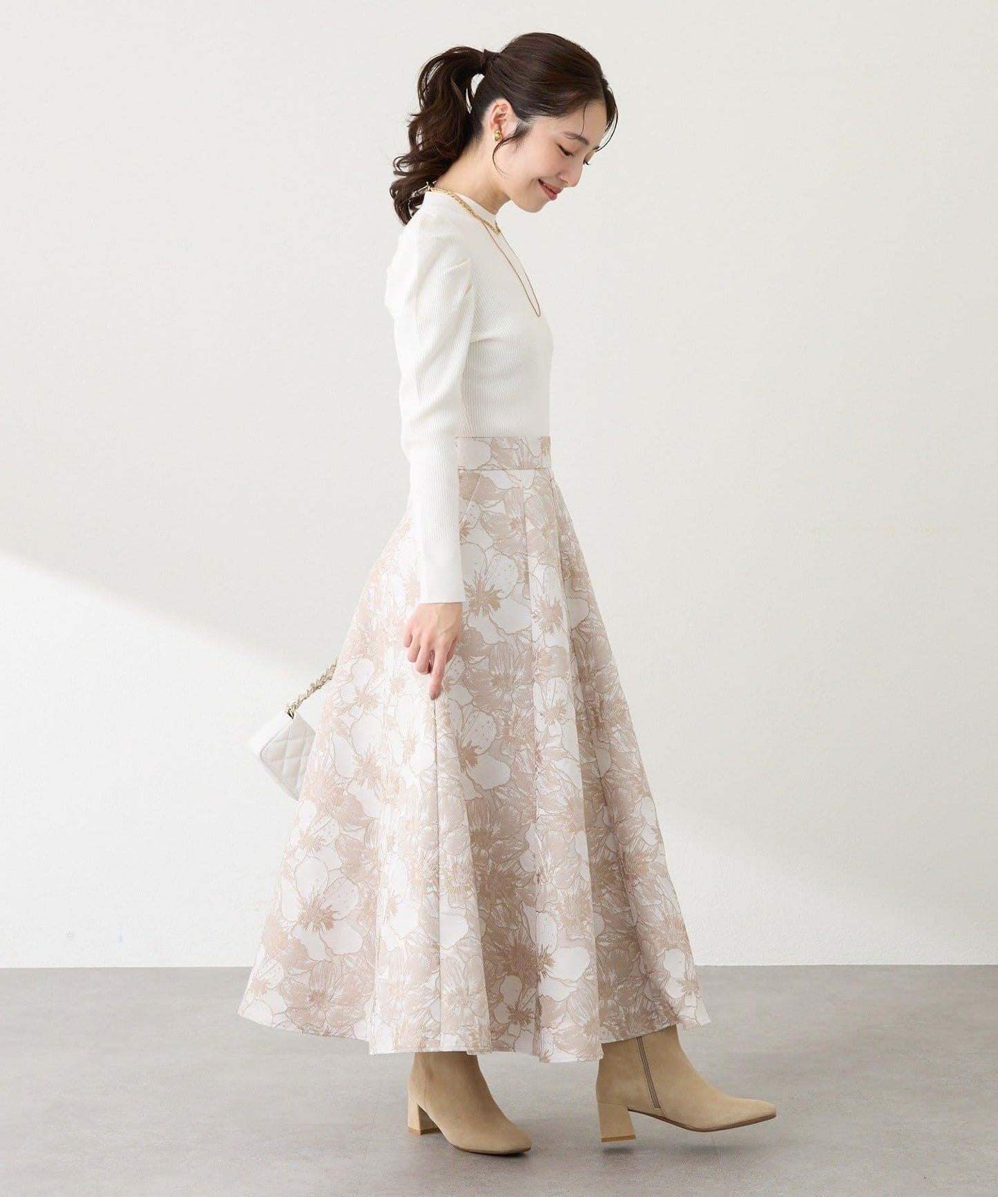 安哥拉觸感墊肩羅紋針織衫