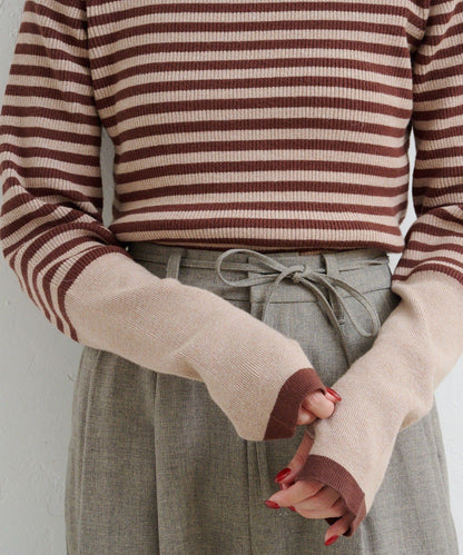 【4色可選】B 條紋指孔針織上衣