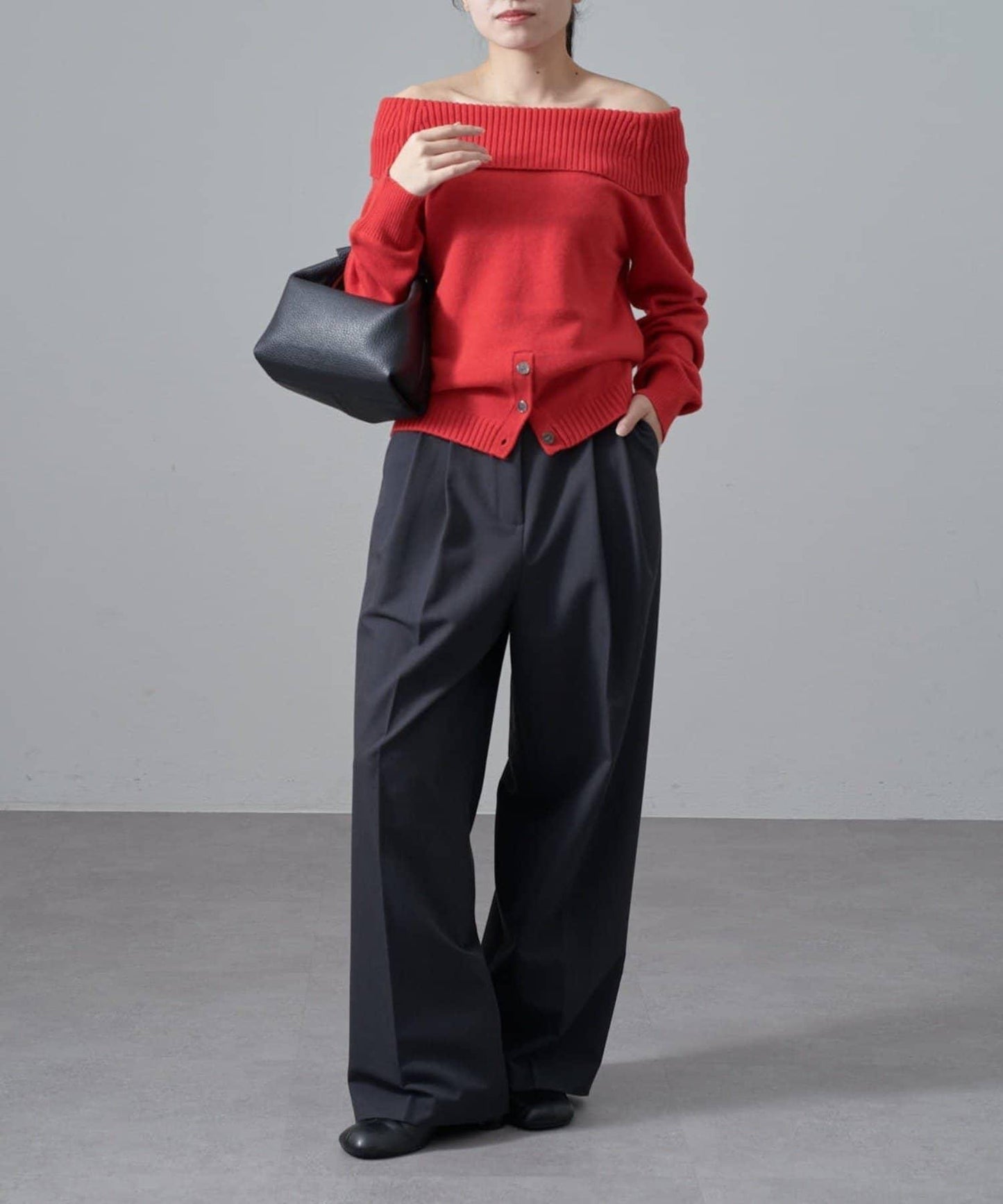 一字肩下襬設計針織套頭衫