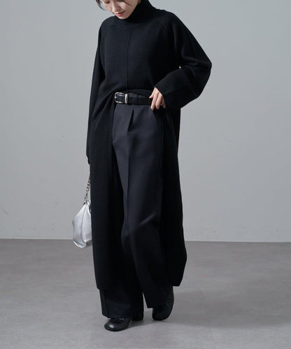 高領前開叉長款連衣裙