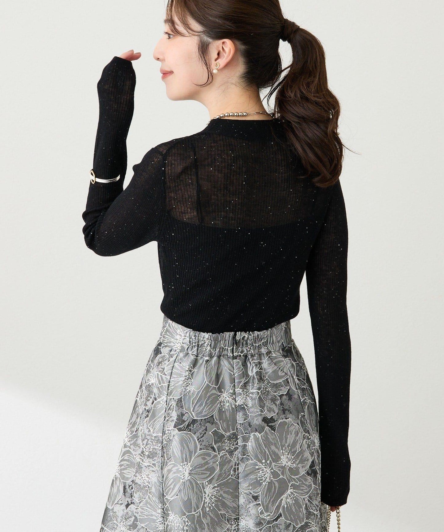 透視亮片高領羅紋針織衫