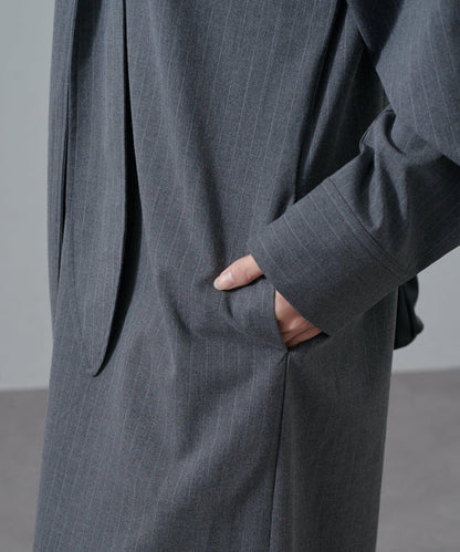 條紋蝴蝶結領連衣裙