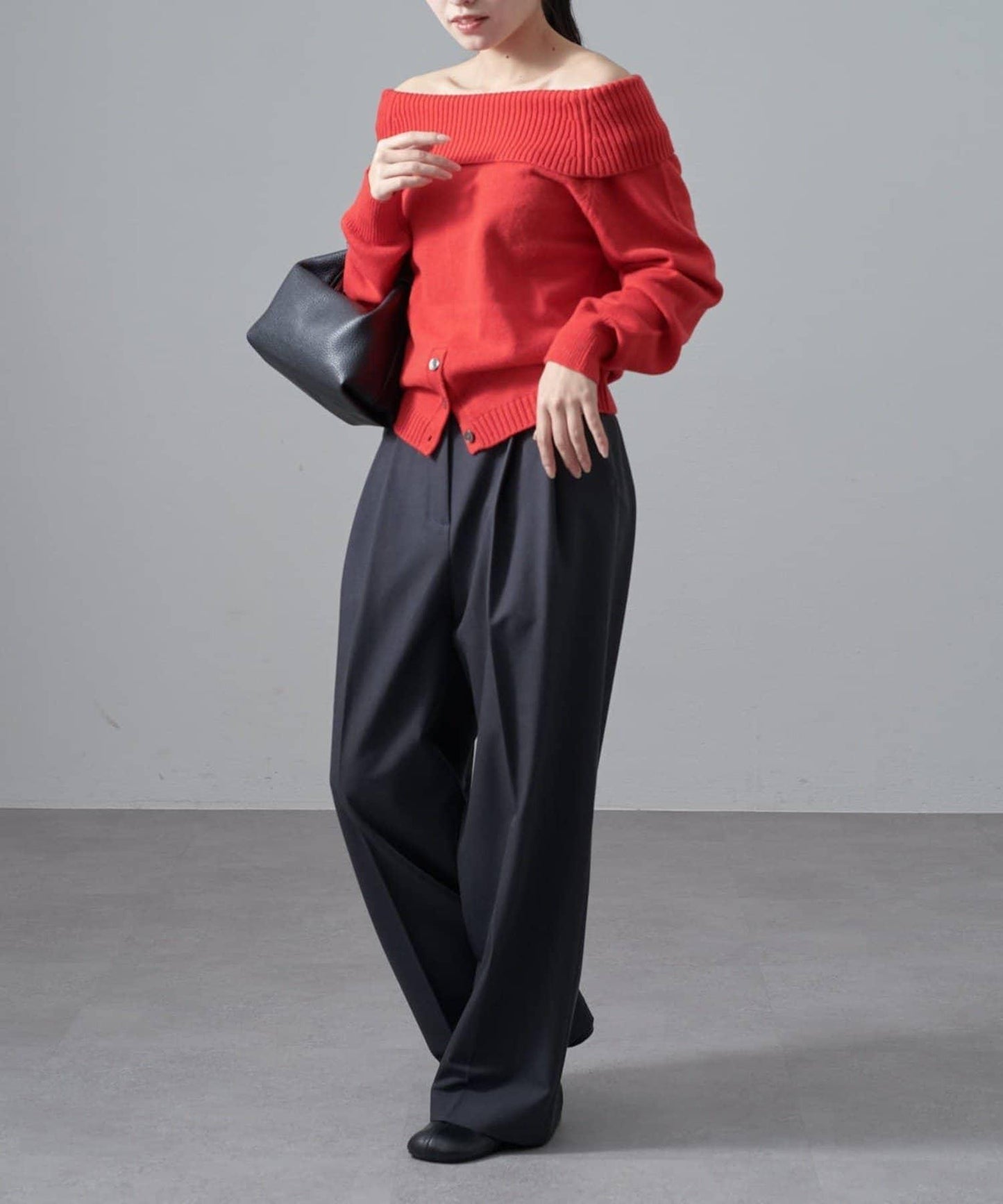 一字肩下襬設計針織套頭衫