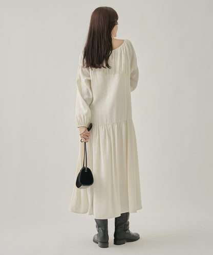 露肩抽繩連衣裙