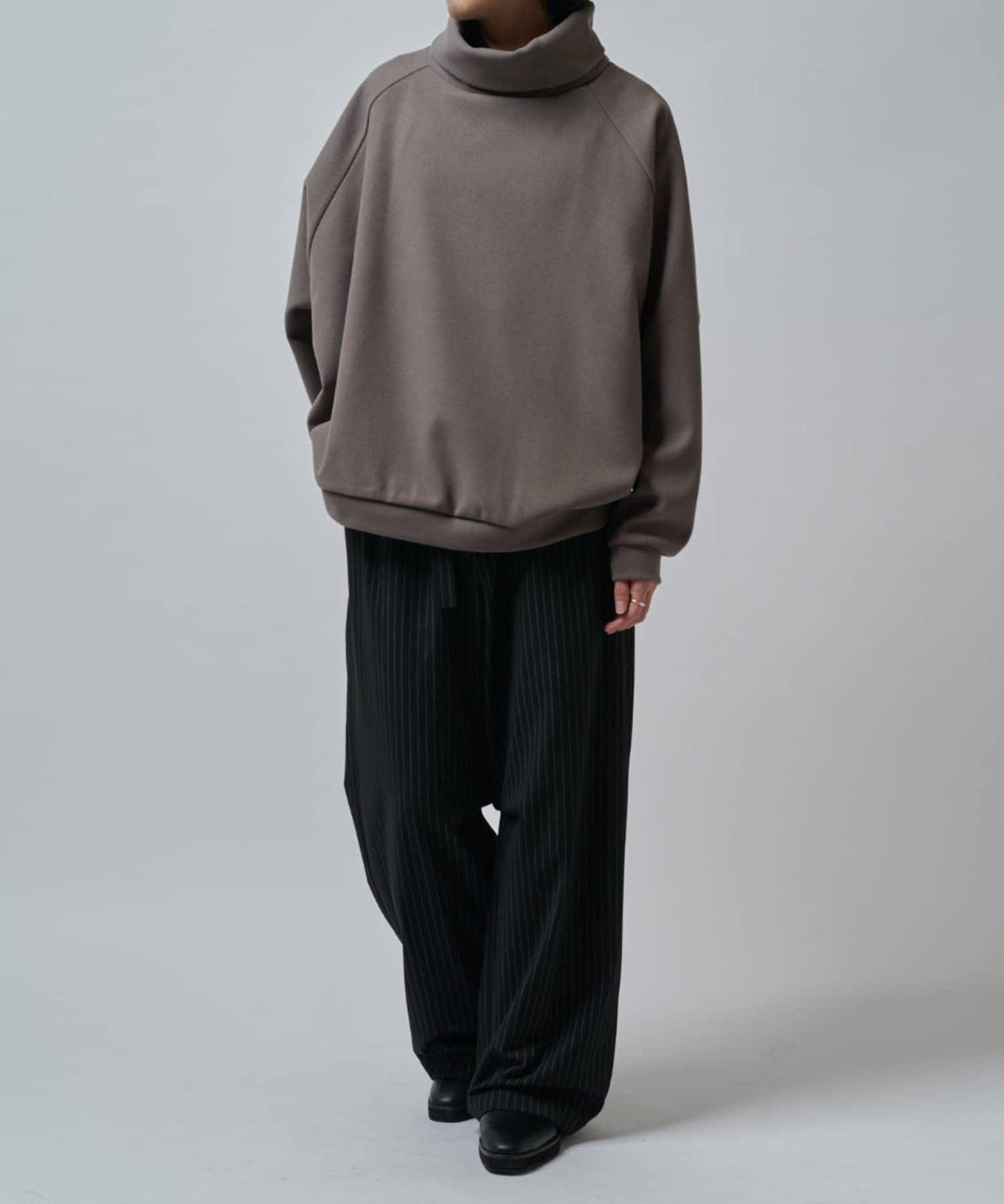 插肩袖高領針織衫