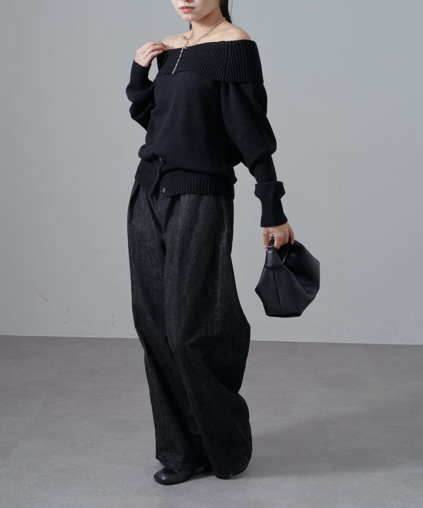 一字肩下襬設計針織套頭衫