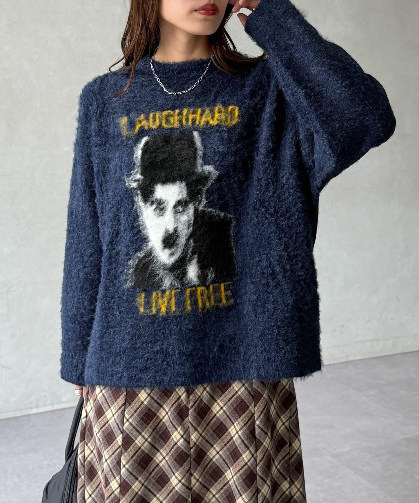 偉人仿馬海毛針織衫