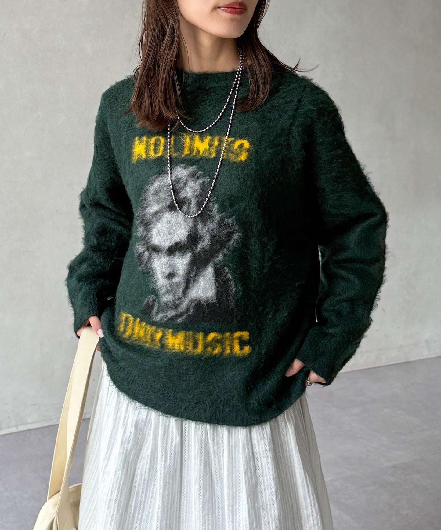 偉人仿馬海毛針織衫