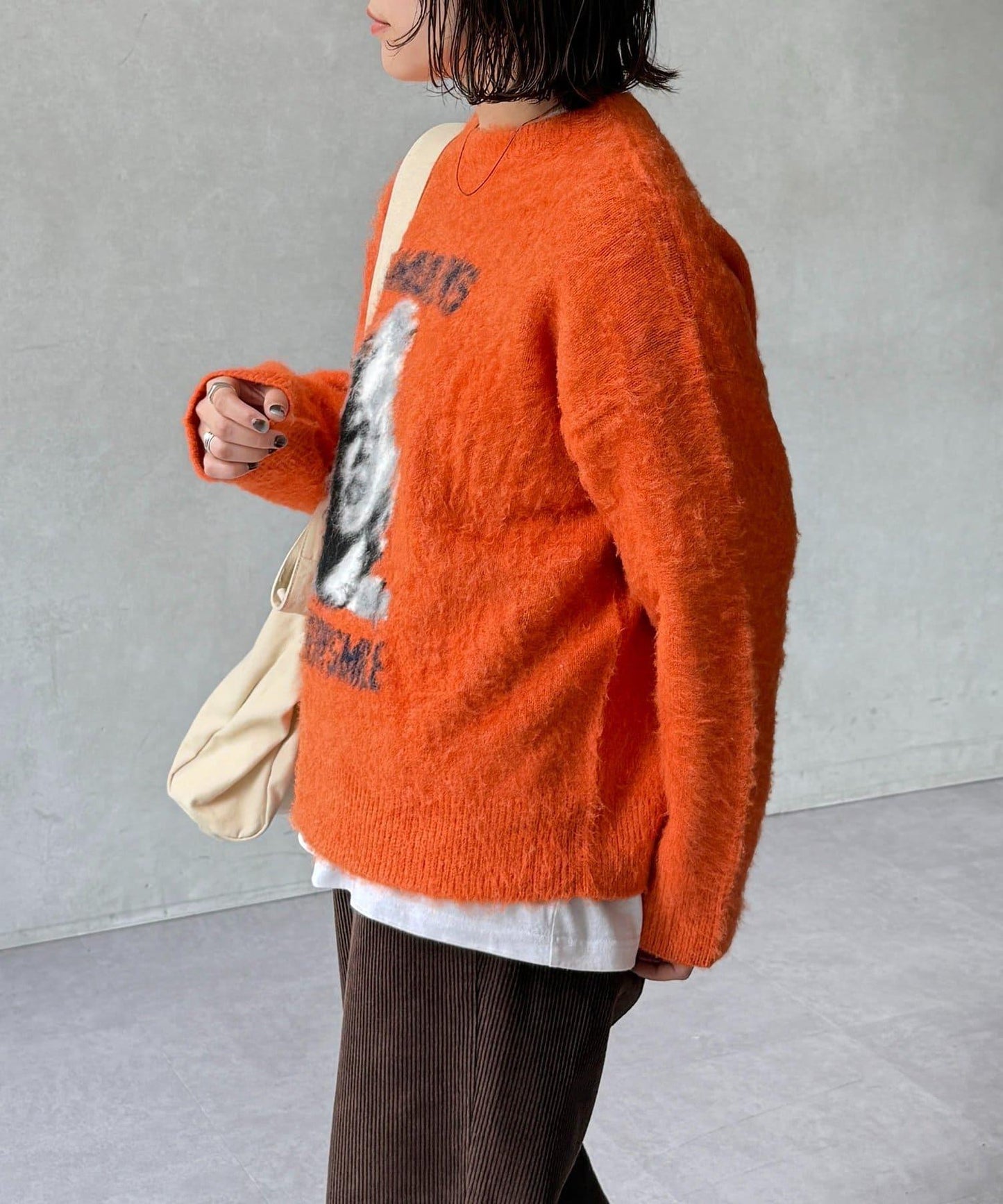 偉人仿馬海毛針織衫