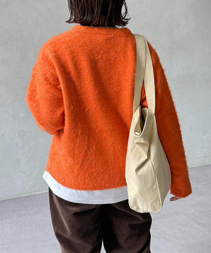 偉人仿馬海毛針織衫