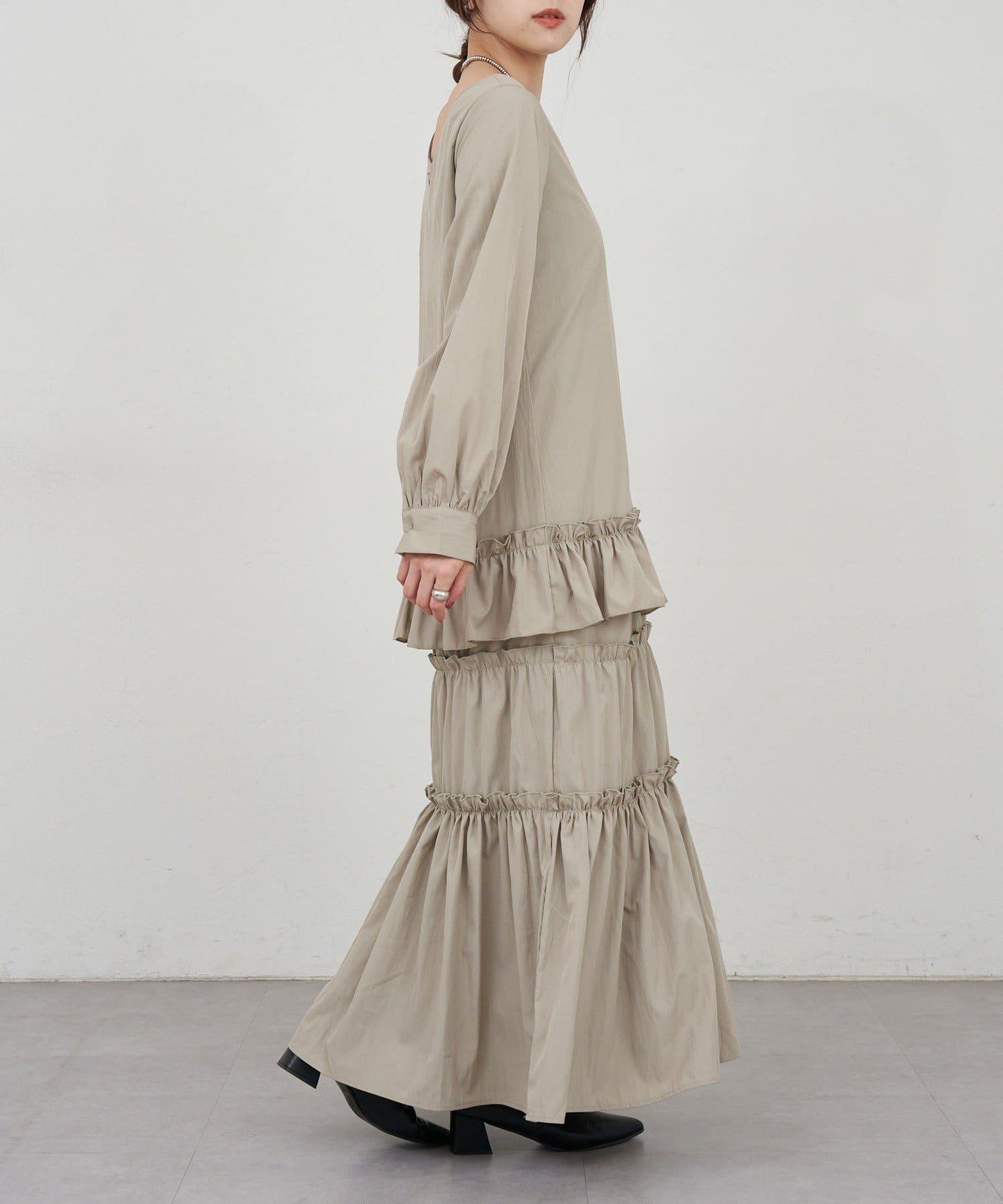層疊連衣裙