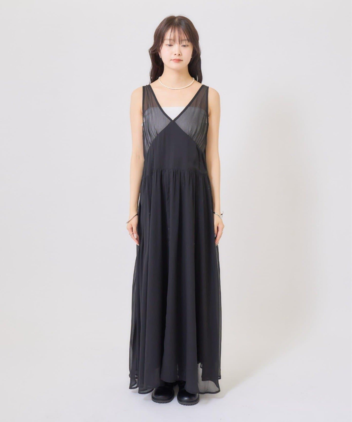 透視吊帶兩件套連衣裙