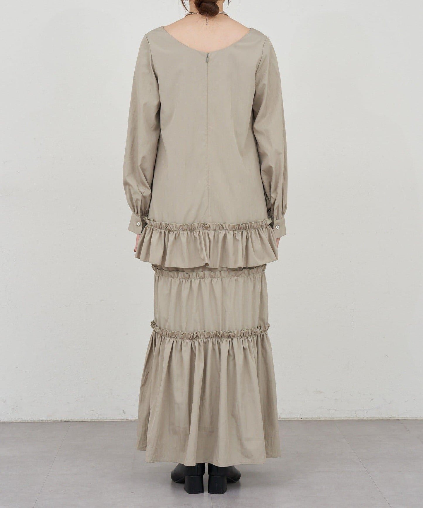 層疊連衣裙