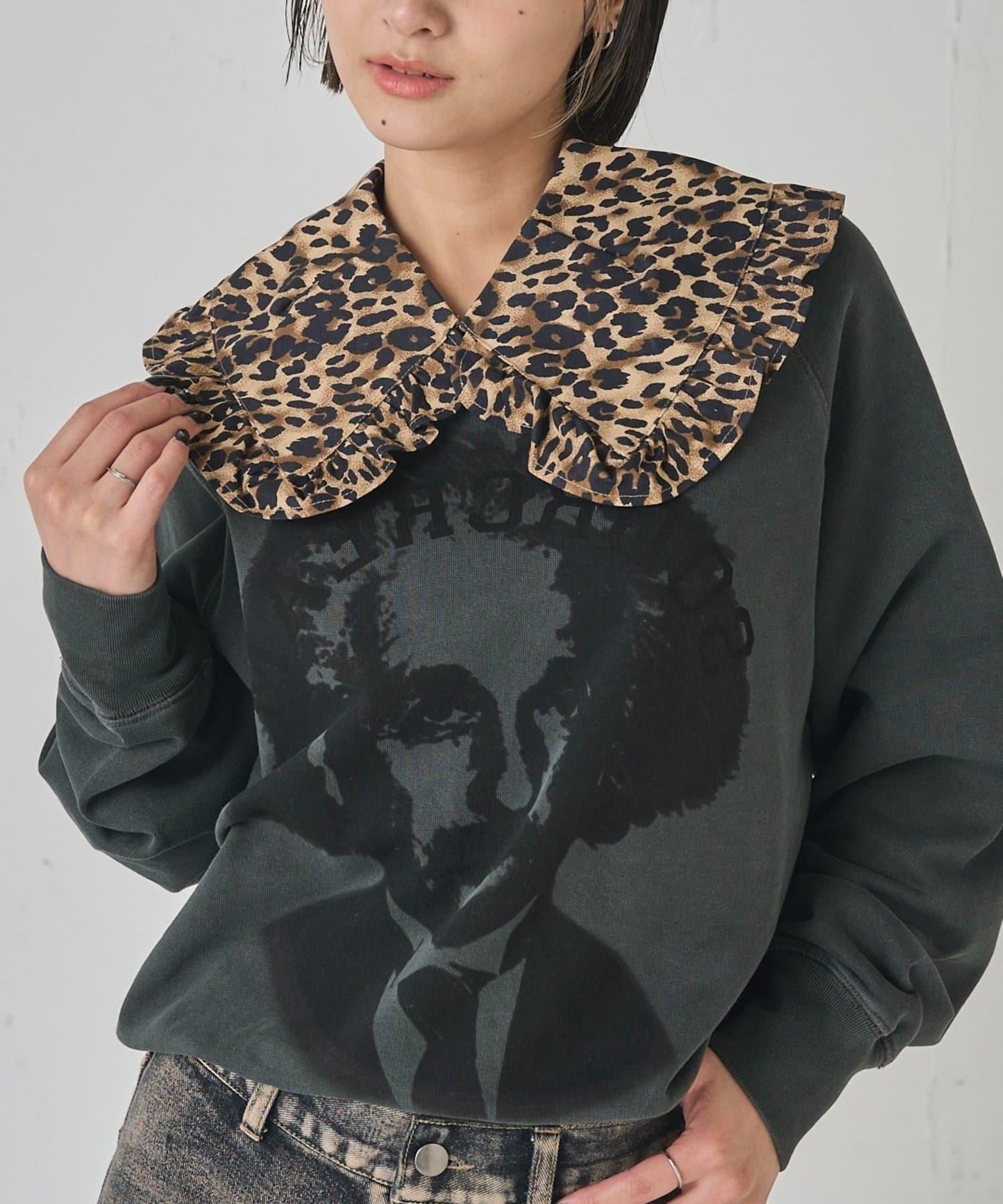 【WHO'S WHO gallery】拼色荷葉邊可拆卸領