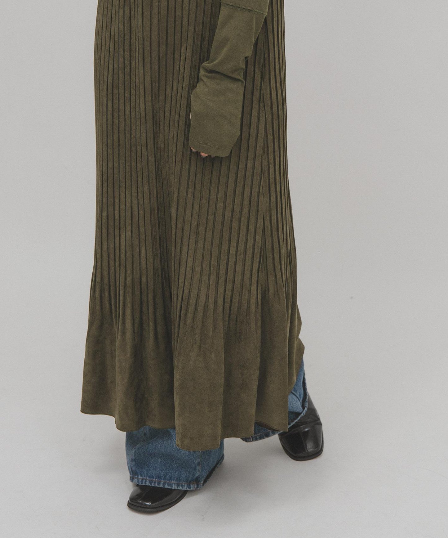 桃皮縐褶連衣裙