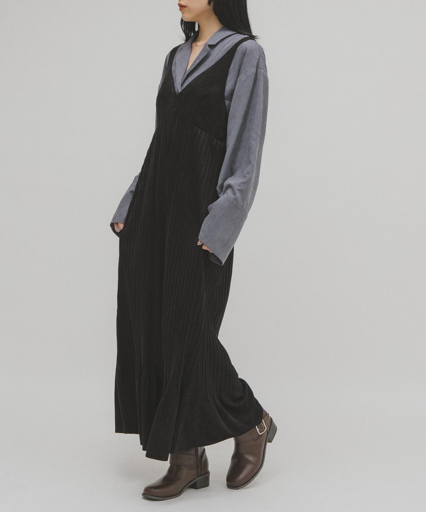 桃皮縐褶連衣裙