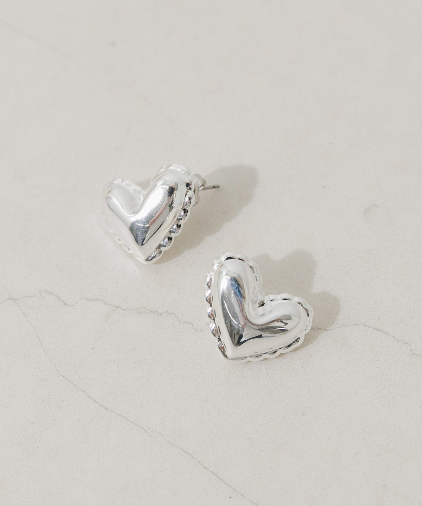 立體金屬愛心耳環