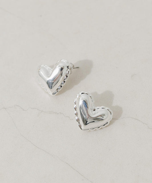 立體金屬愛心耳環