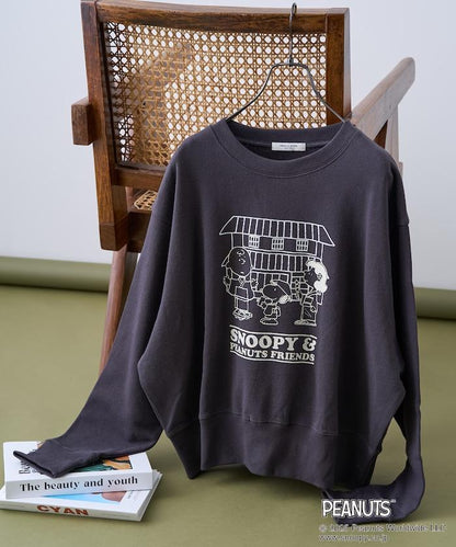 《PEANUTS》Travel with Friends衛衣