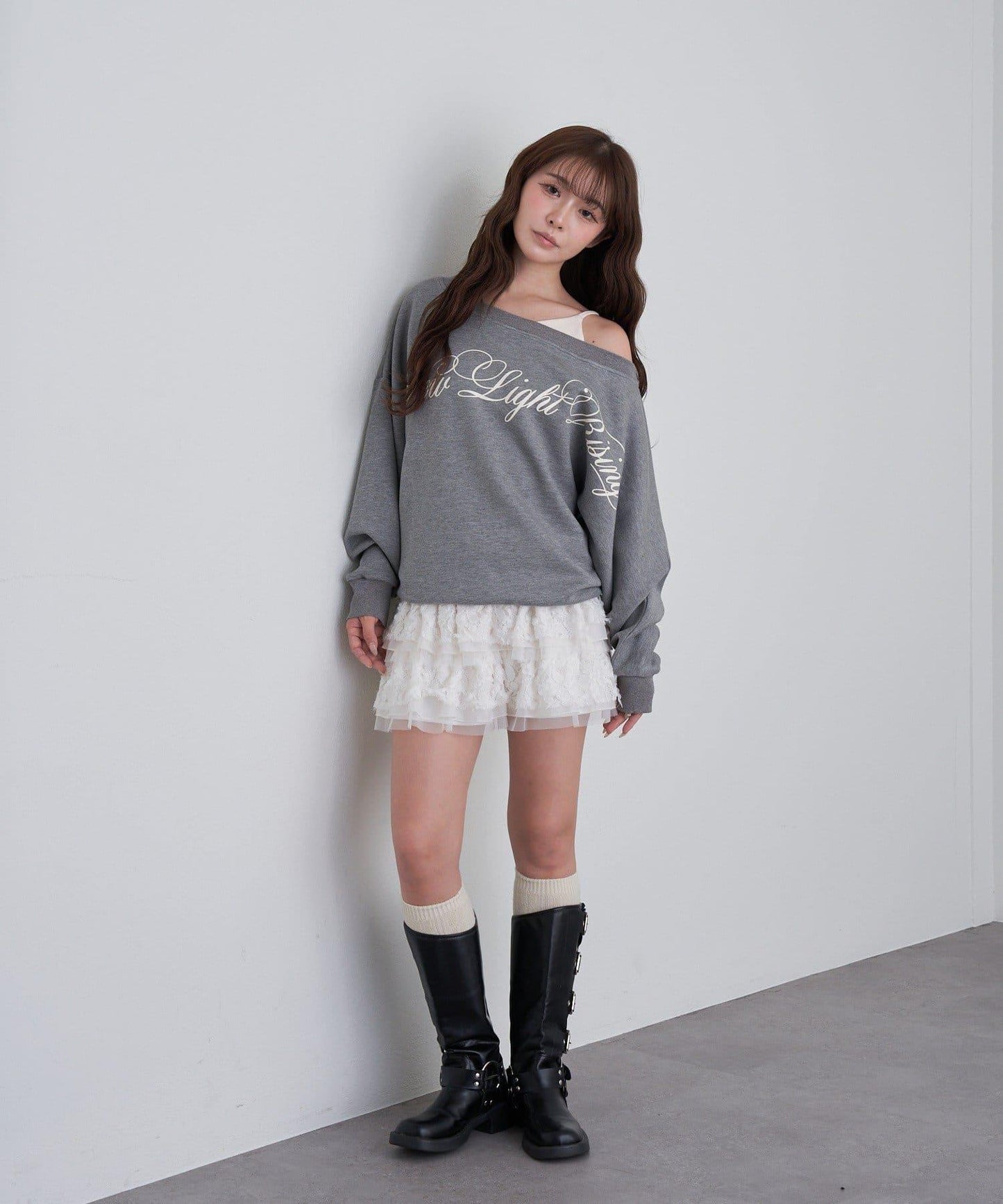 【RAY CASSIN】層疊字母單肩衛衣