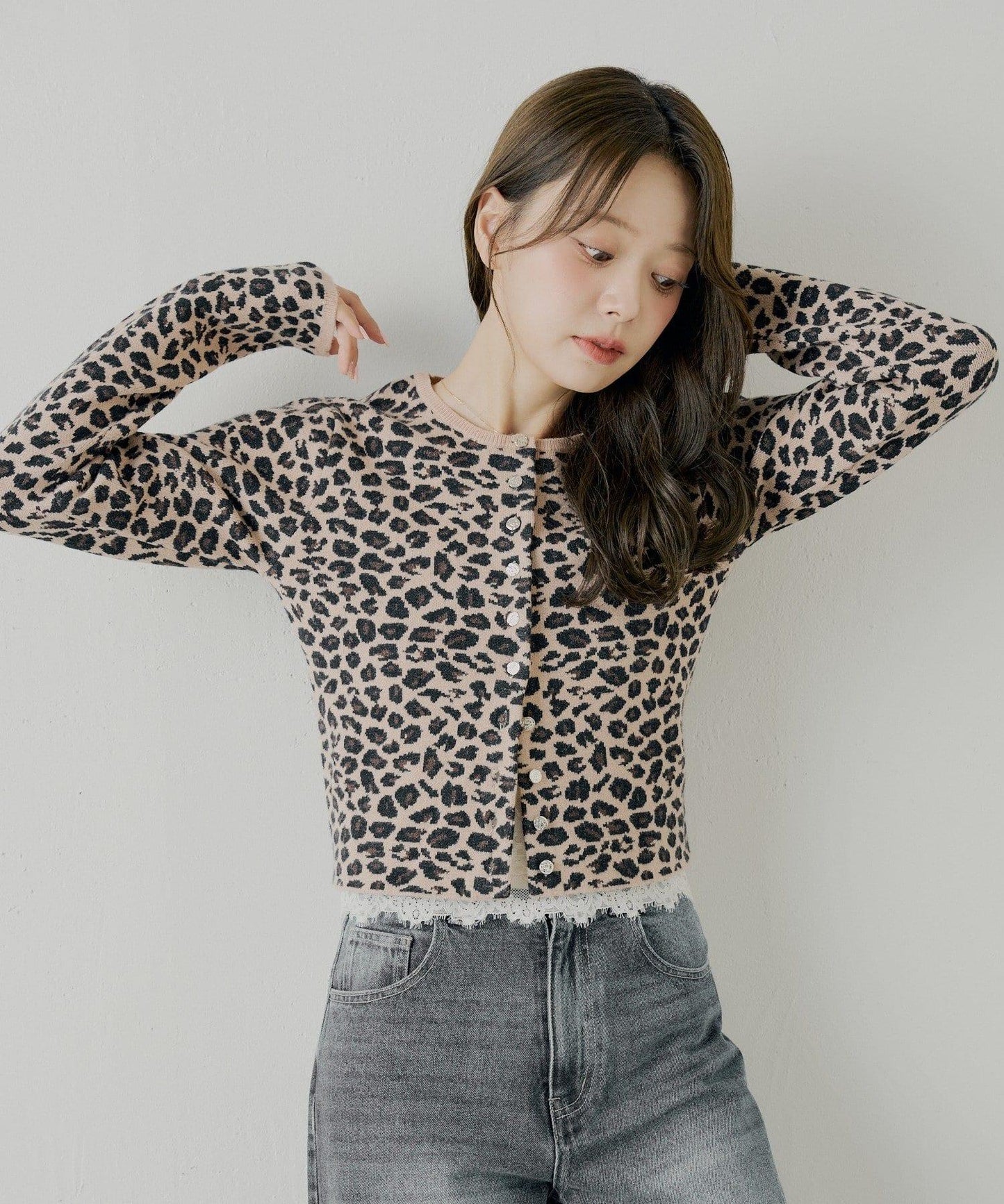 豹紋短款開衫【SALON by Chico】