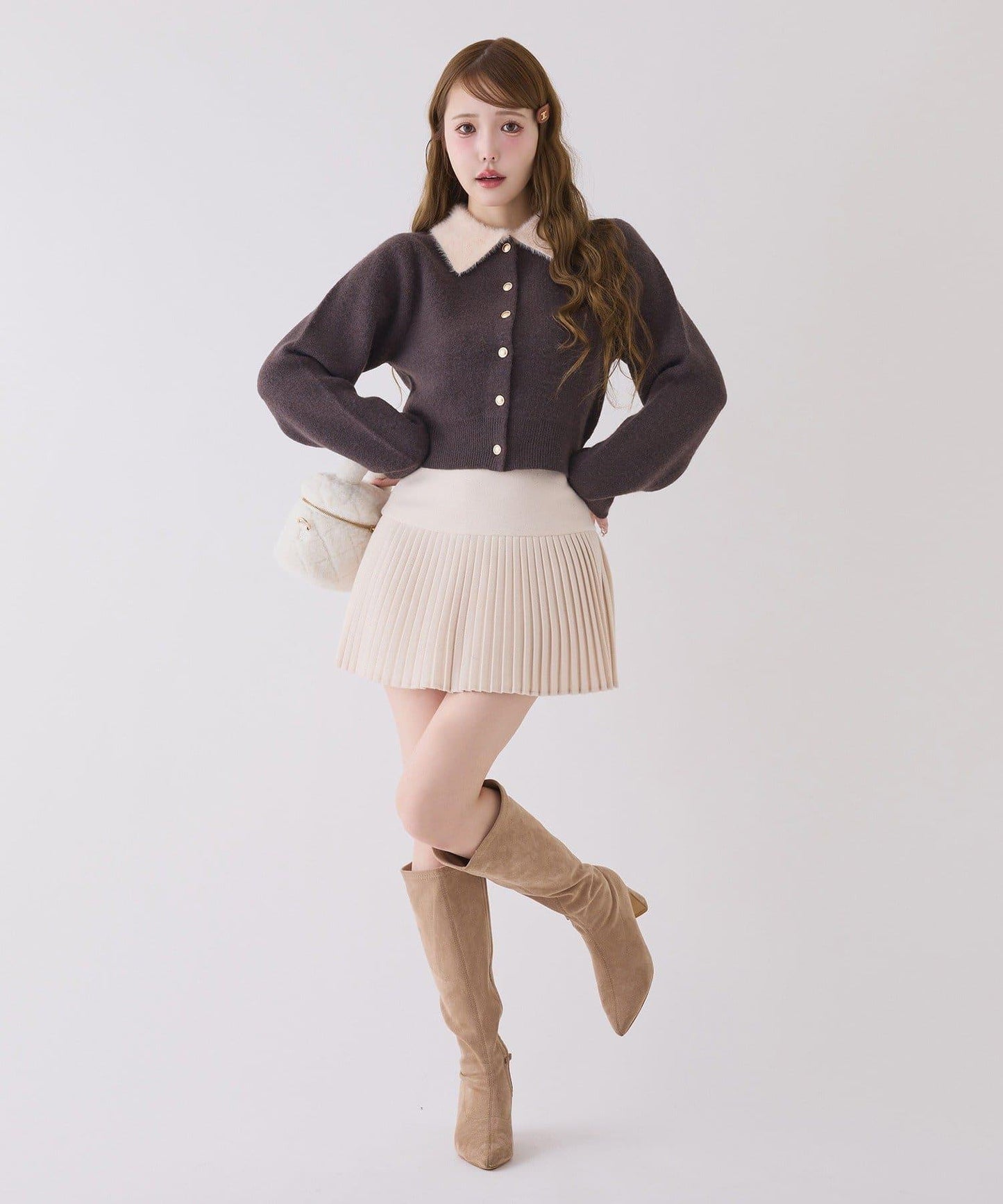 拼色毛邊領針織衫