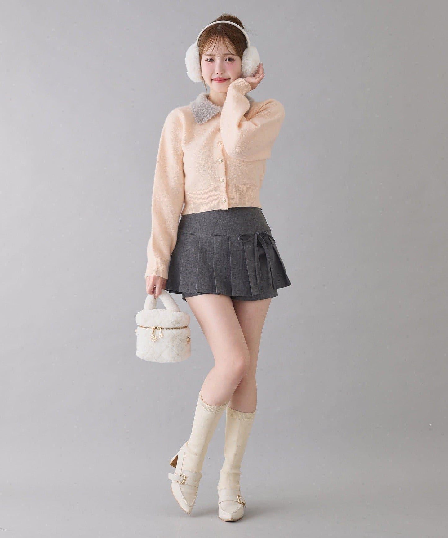 拼色毛邊領針織衫