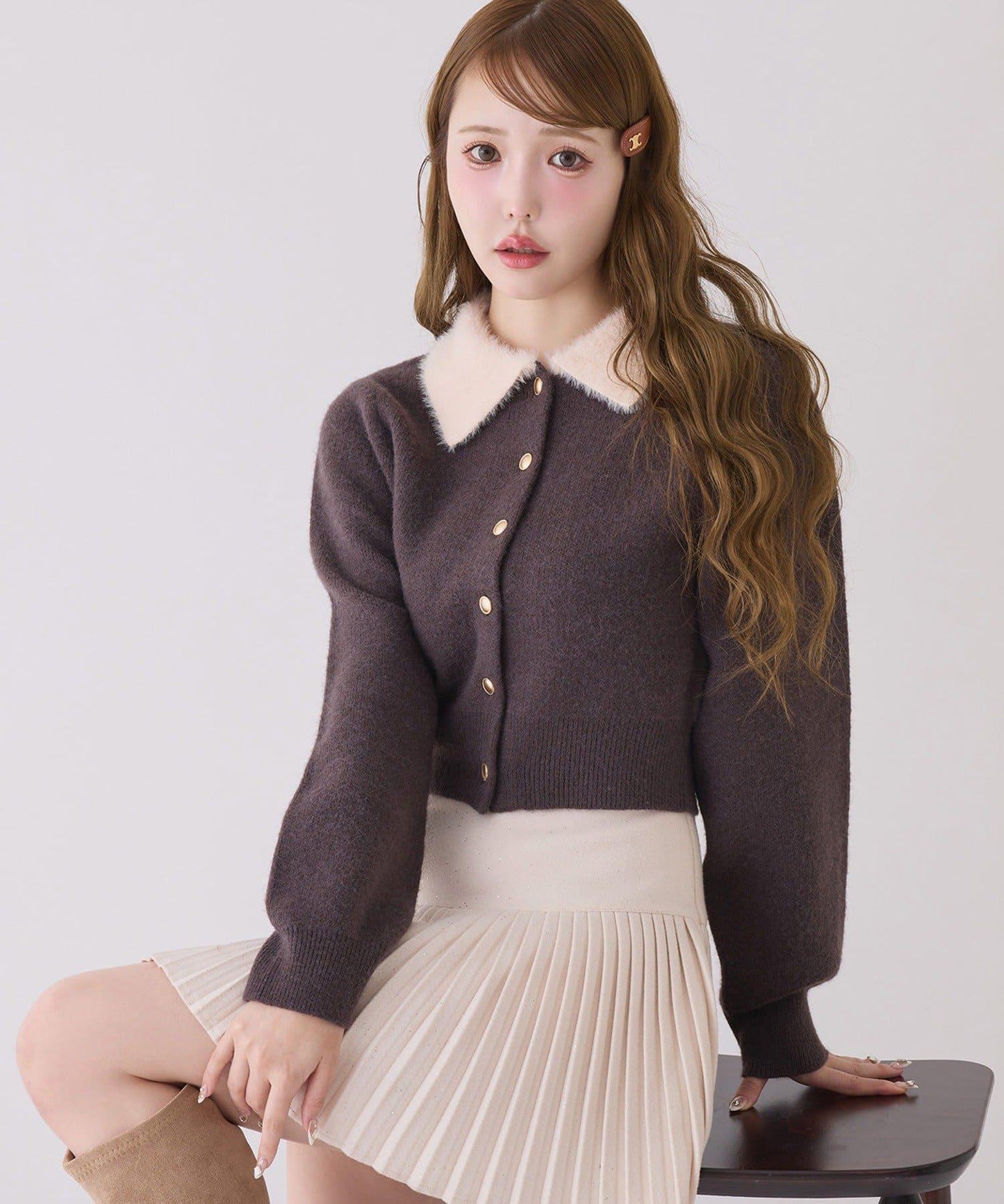 拼色毛邊領針織衫