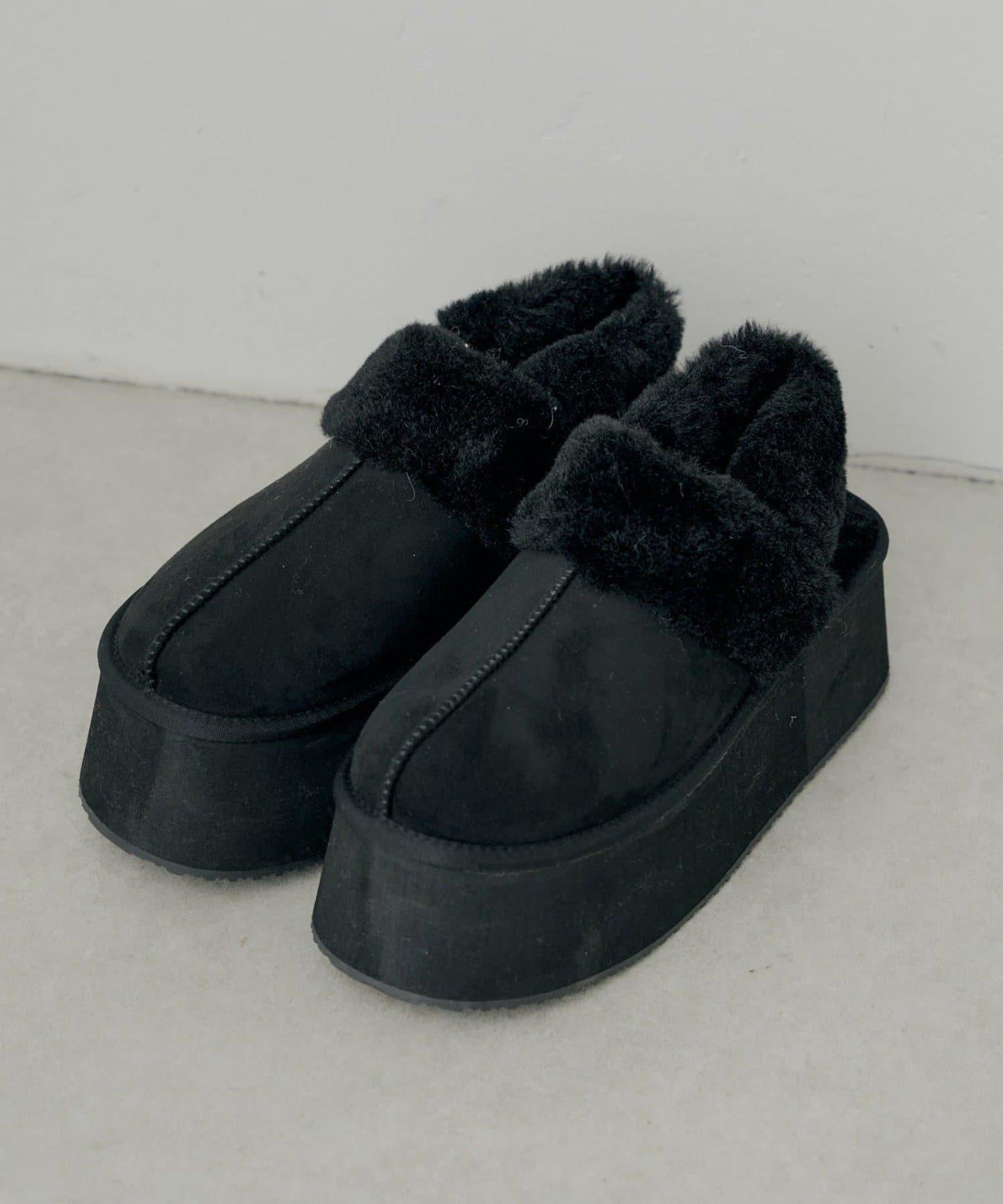 （暫定）厚底羊羔毛拖鞋